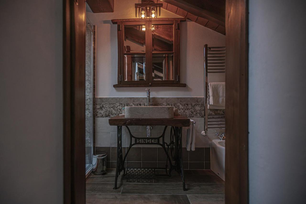 Locanda Centolaghi 호텔 Valditacca 외부 사진